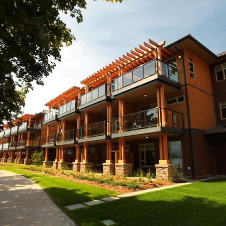 Watermark Beach Resort Osoyoos Bagian luar foto