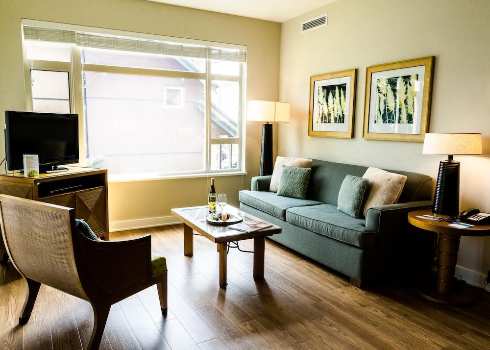 Watermark Beach Resort Osoyoos Bagian luar foto