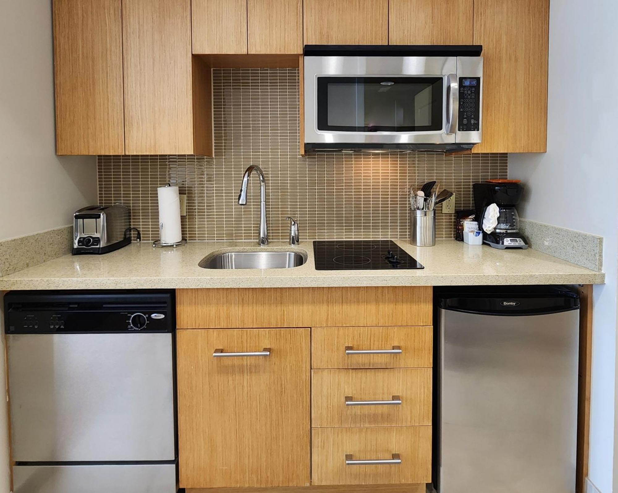 Watermark Beach Resort Osoyoos Bagian luar foto
