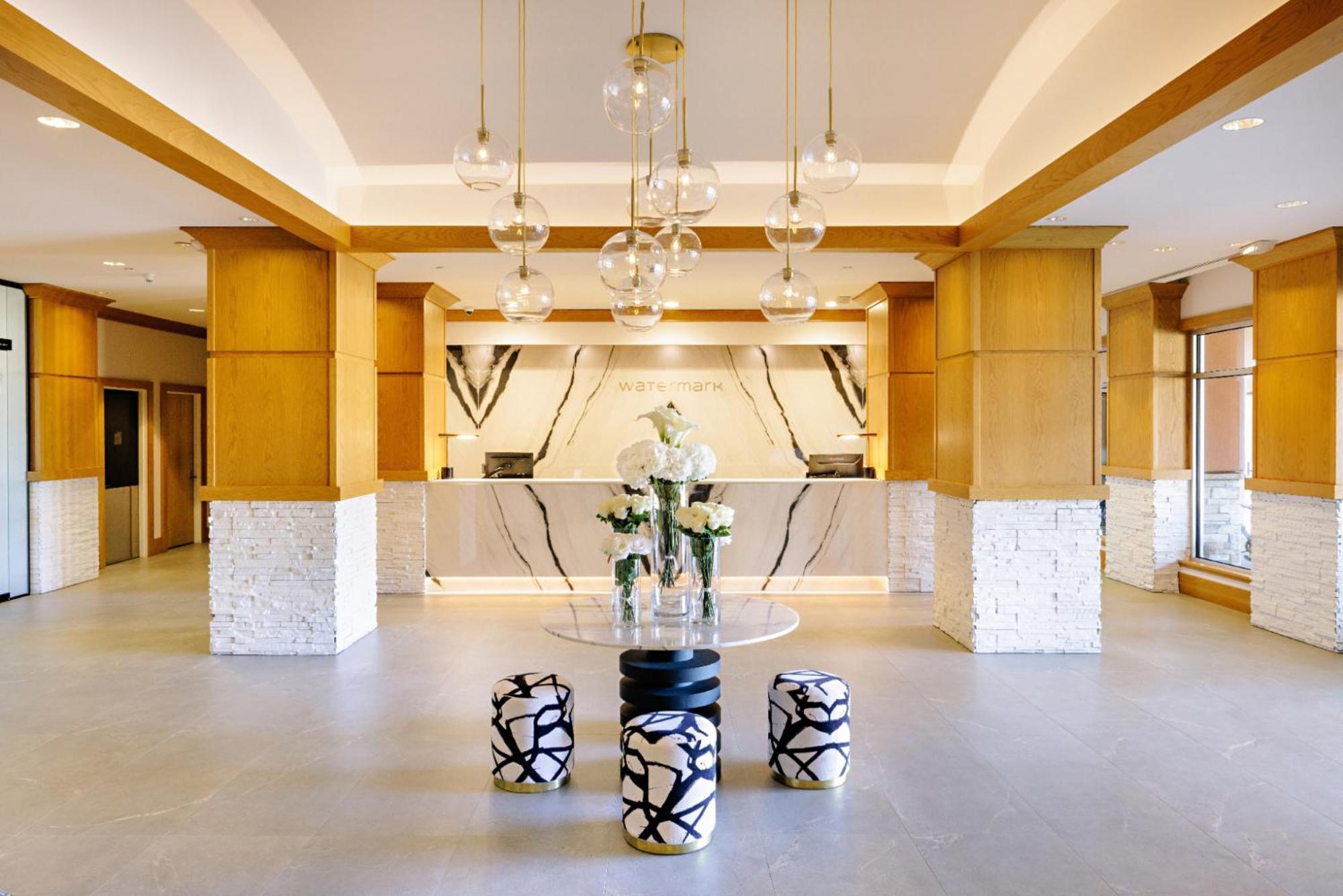 Watermark Beach Resort Osoyoos Bagian luar foto