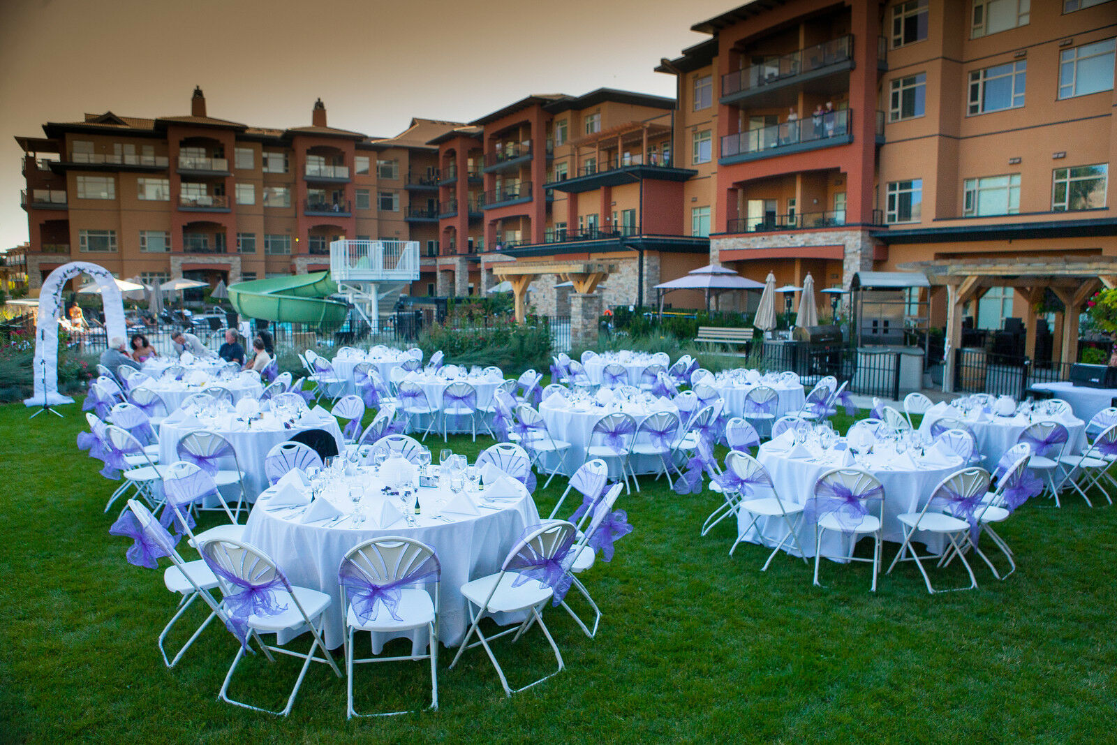 Watermark Beach Resort Osoyoos Bagian luar foto